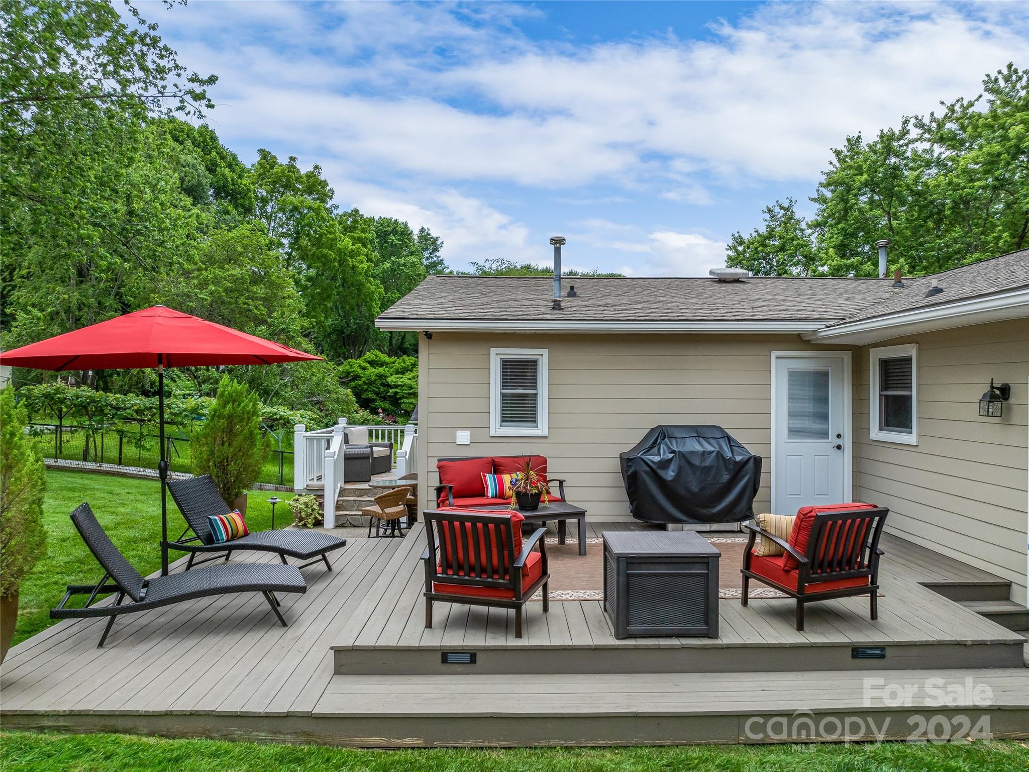 Knollwood - Residential