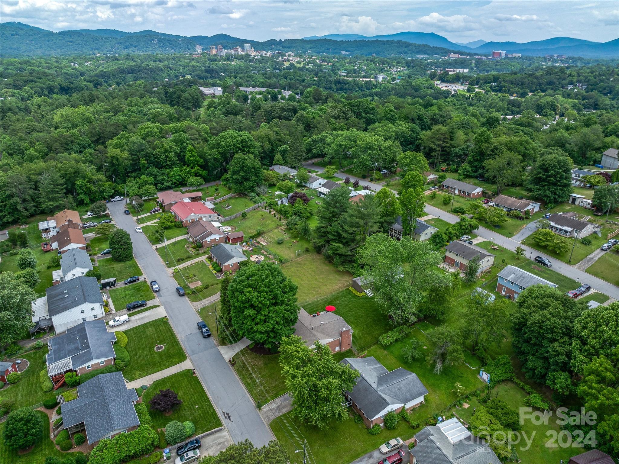 Knollwood - Residential