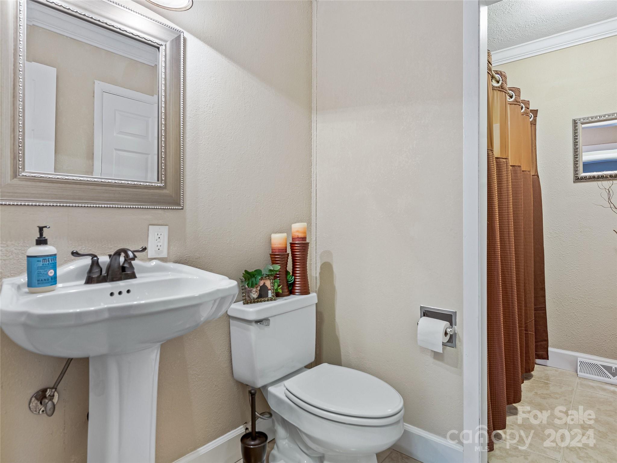 Knollwood - Residential