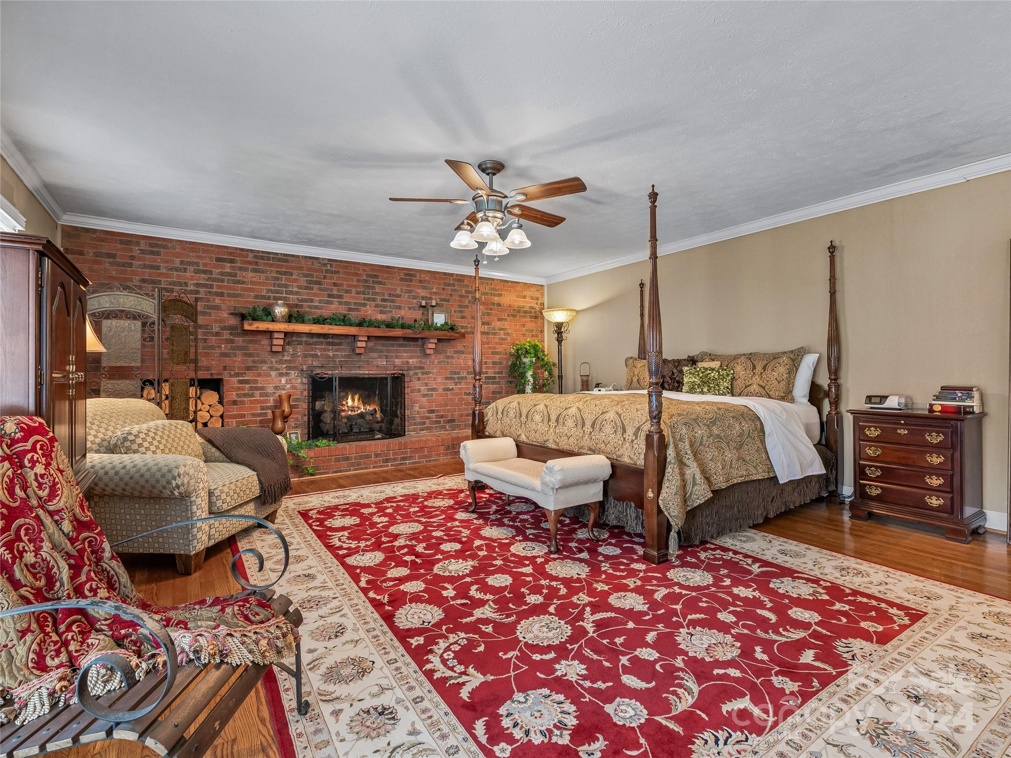 Knollwood - Residential