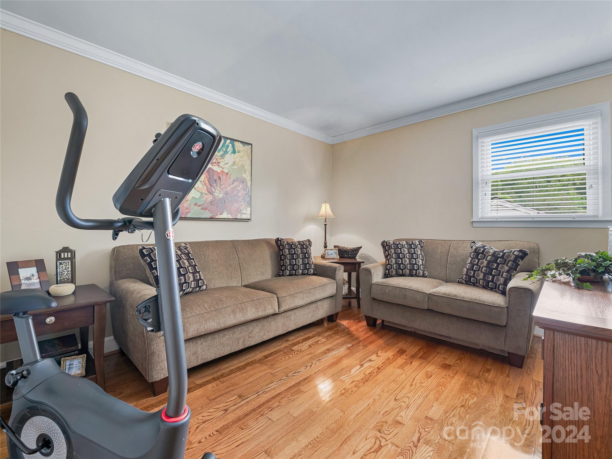 Knollwood - Residential