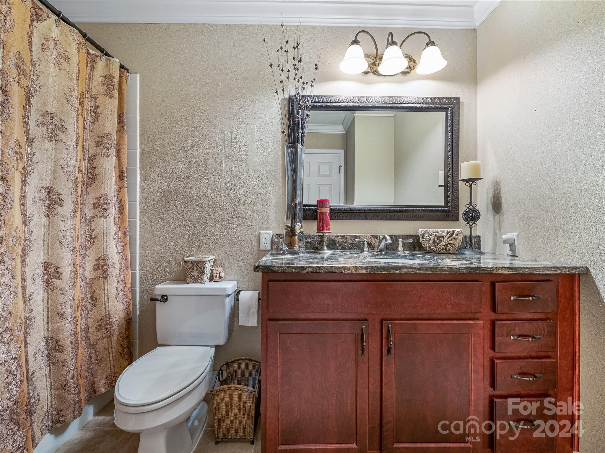 Knollwood - Residential