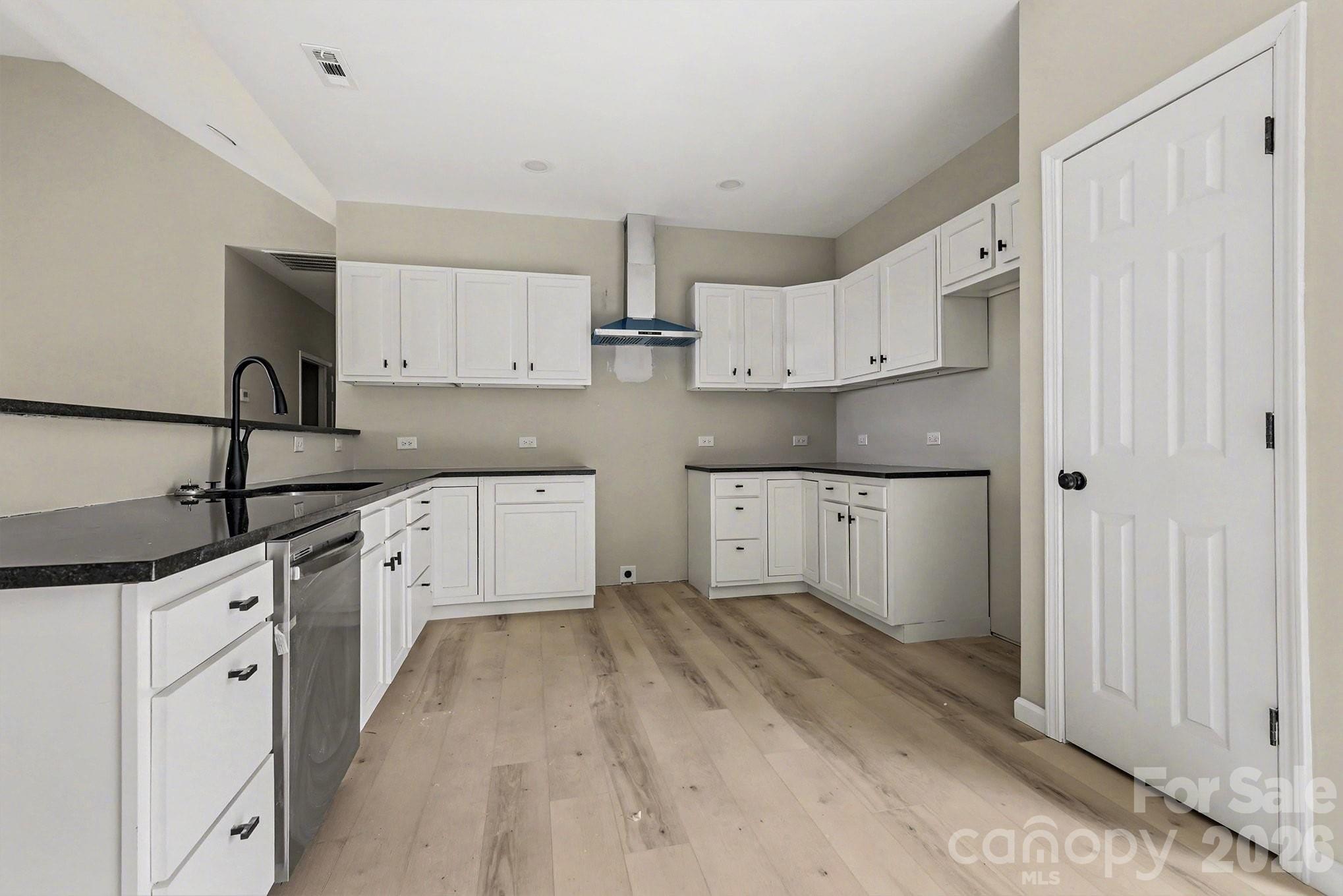 Ole Eastpointe - Residential