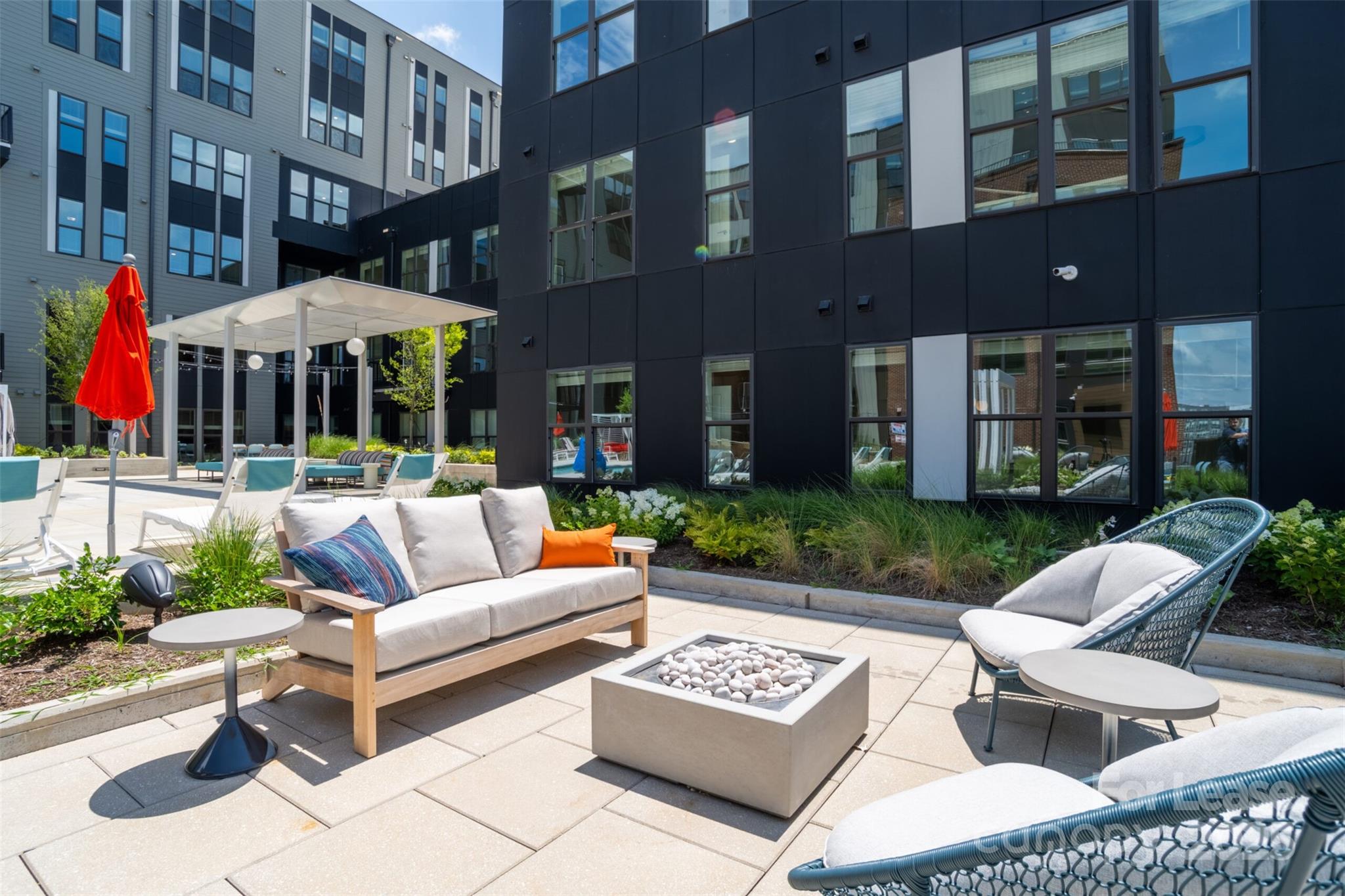 Charlotte, North Carolina 28209, United States, 1 Bedroom Bedrooms, ,1 BathroomBathrooms,Residential,Active,5386