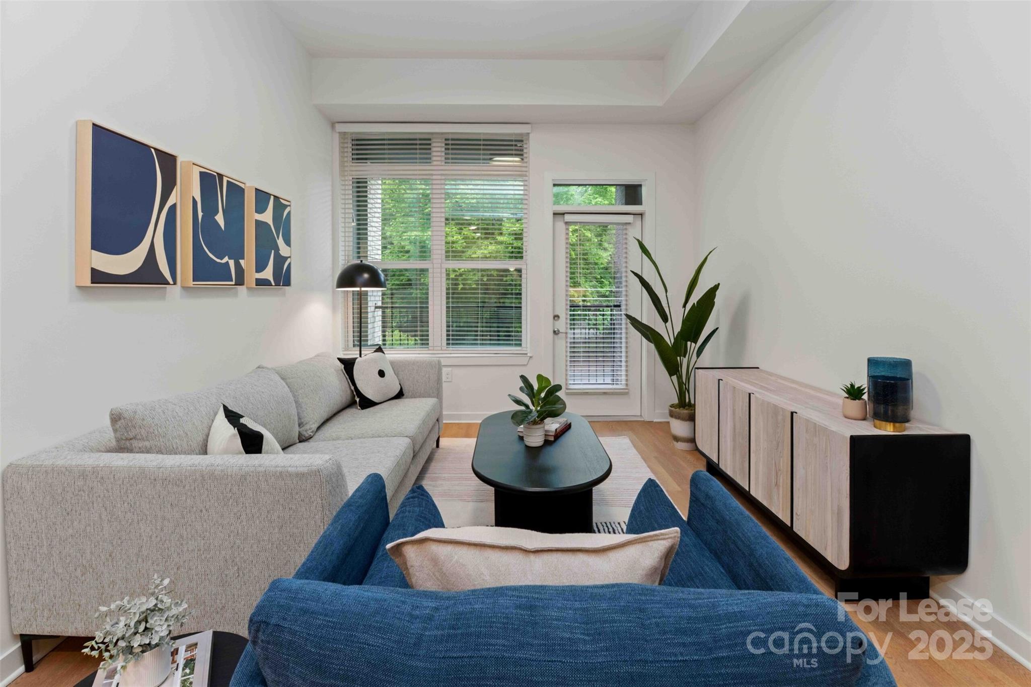 Charlotte, North Carolina 28209, United States, 1 Bedroom Bedrooms, ,1 BathroomBathrooms,Residential,Active,5386