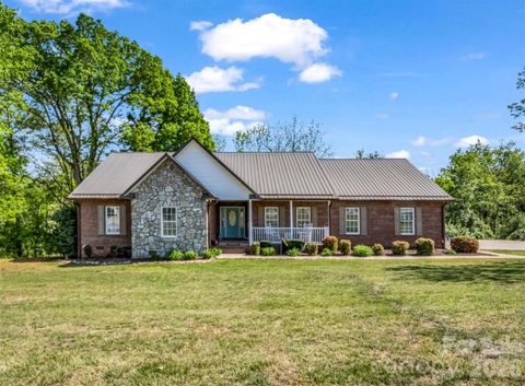 158 Shady Woods Lane Rutherfordton NC 28139