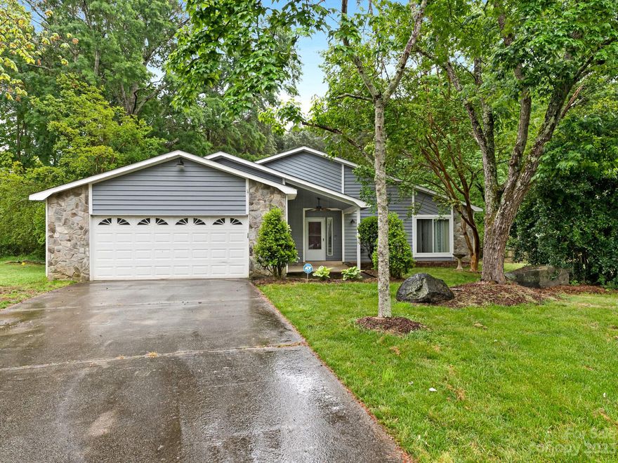 This rare single family ranch at the end of a peaceful cul-de-sac is nestled in a large natural setting with tons of natural light, trees, and huge back yard. Its open floor plan provides a seamless living space and tons of possibilities for dining and entertaining. Enjoy a beautiful kitchen boasting quartz counters, subway tile backsplash, stainless steel appliances, a walk in pantry and even a trusty computer nook for your home office to help keep you organized.  Doors on either side of the fireplace allow dual access to large back deck overlooking the backyard on a .69 acre lot ideal for gatherings. Primary bedroom features 2 walk in closets, all bedrooms have new carpet, and bathrooms have been updated too! Large 2-car garage and a location that is equal parts peaceful and convenient to Ballantyne!