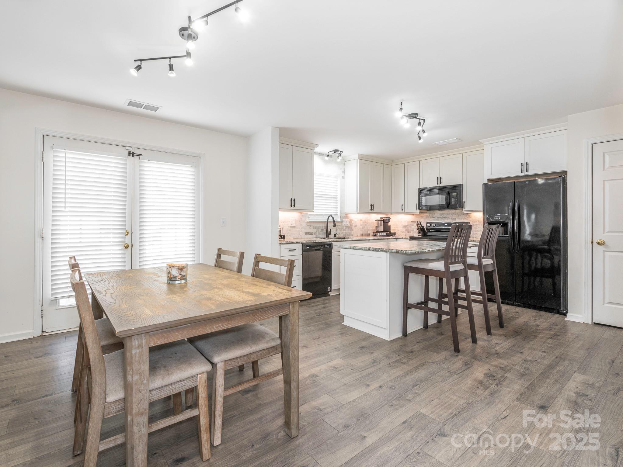 Glenview - Residential