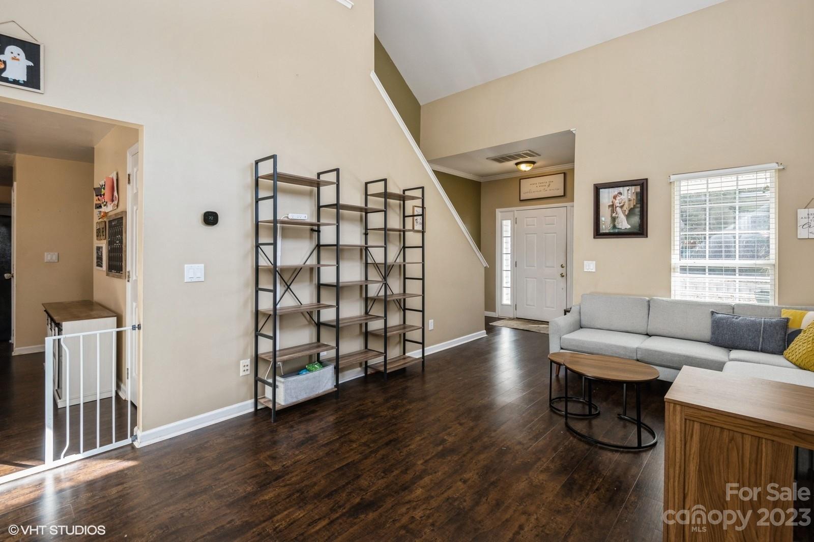 Rolling Hills - Residential