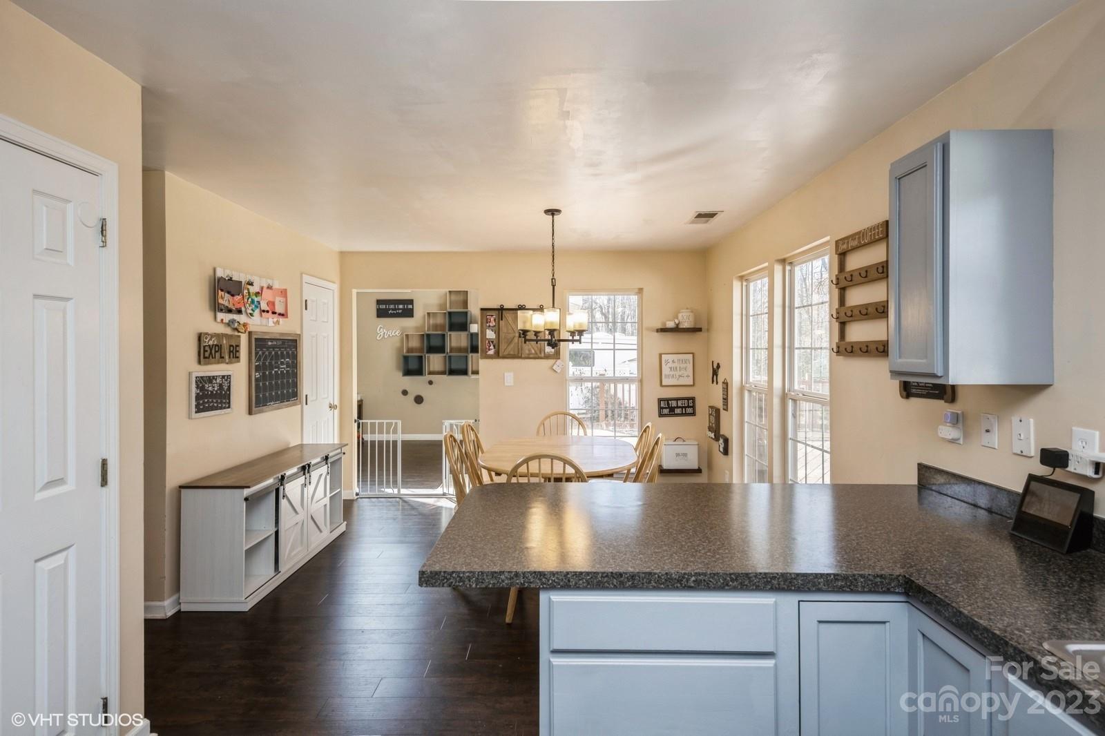 Rolling Hills - Residential