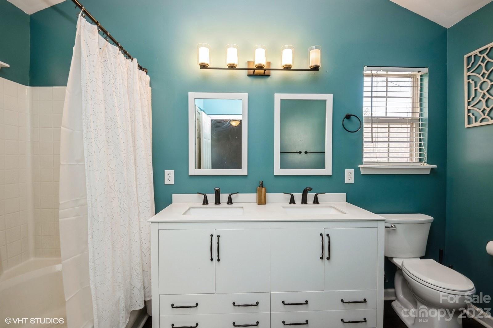 Rolling Hills - Residential