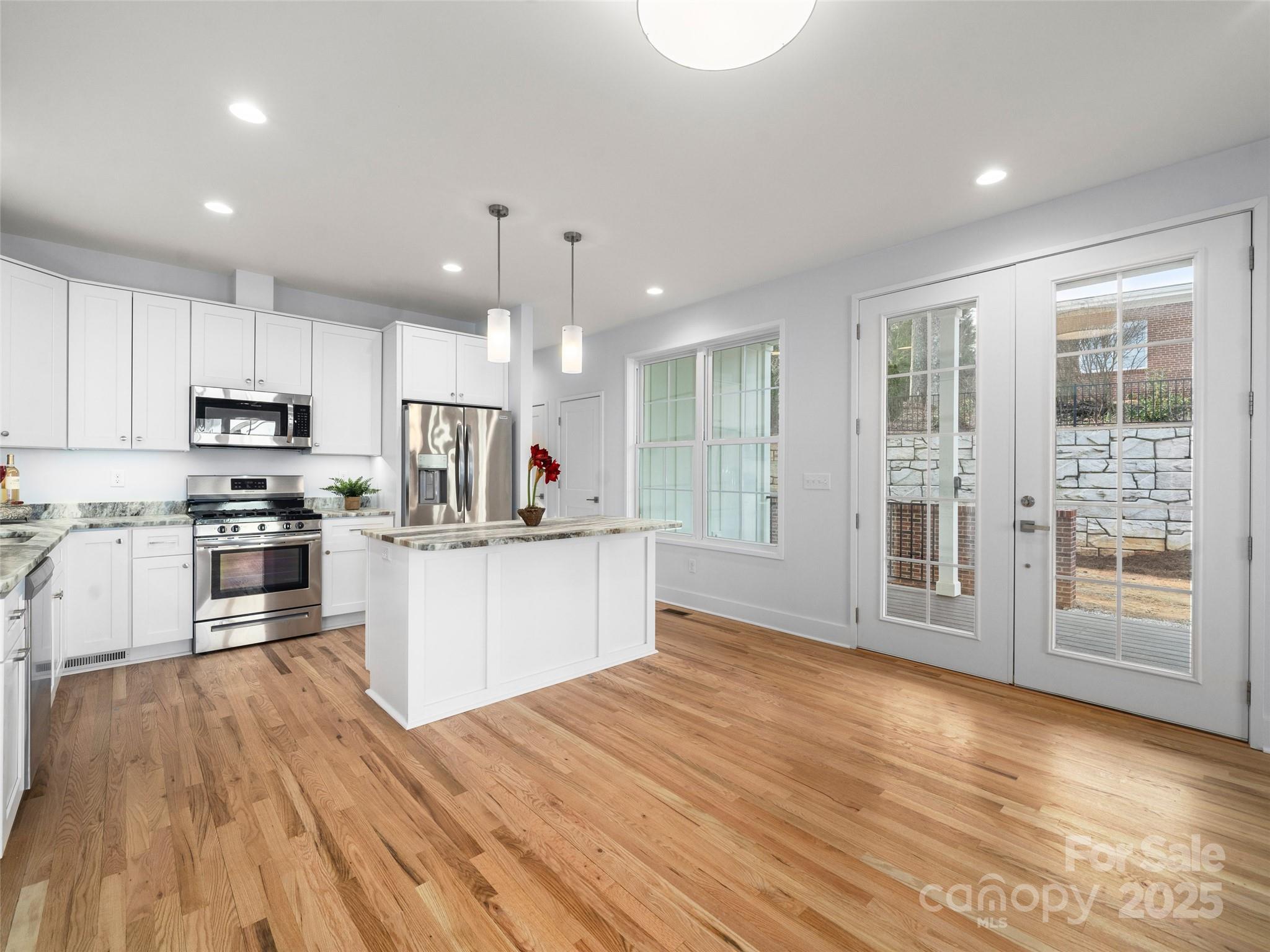 24 Skyvue Court D