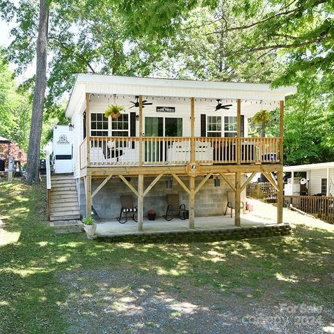 A home in New London