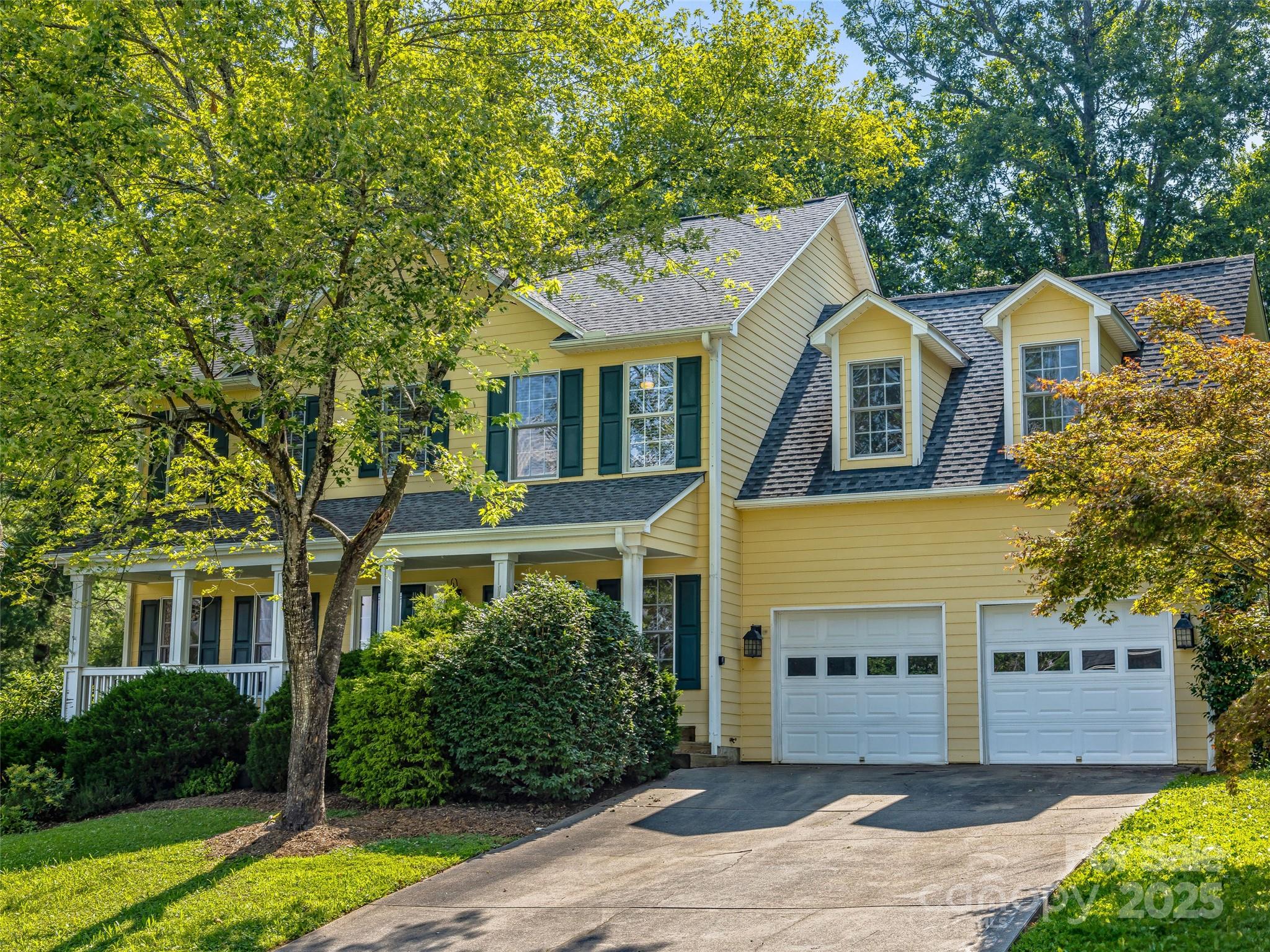 12 Whitleigh Court