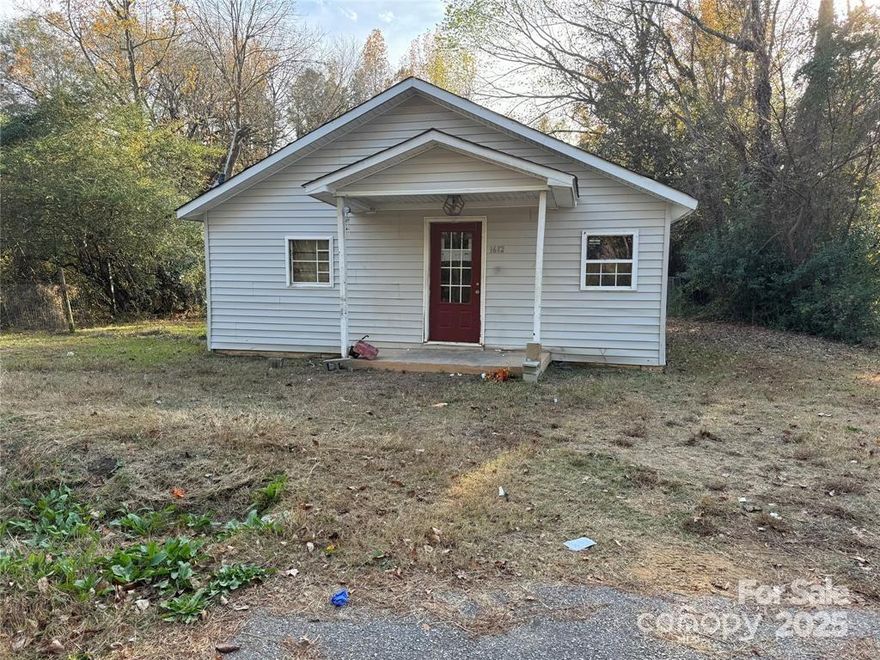 Investor Special! Calling all INVESTORS!! This is a great investment opportunity! This home will need a full rehab. It is located on a large lot close to downtown Lancaster. Property is being sold "AS-IS", sellers will not make any repairs. HVAC is approximately 6 years old