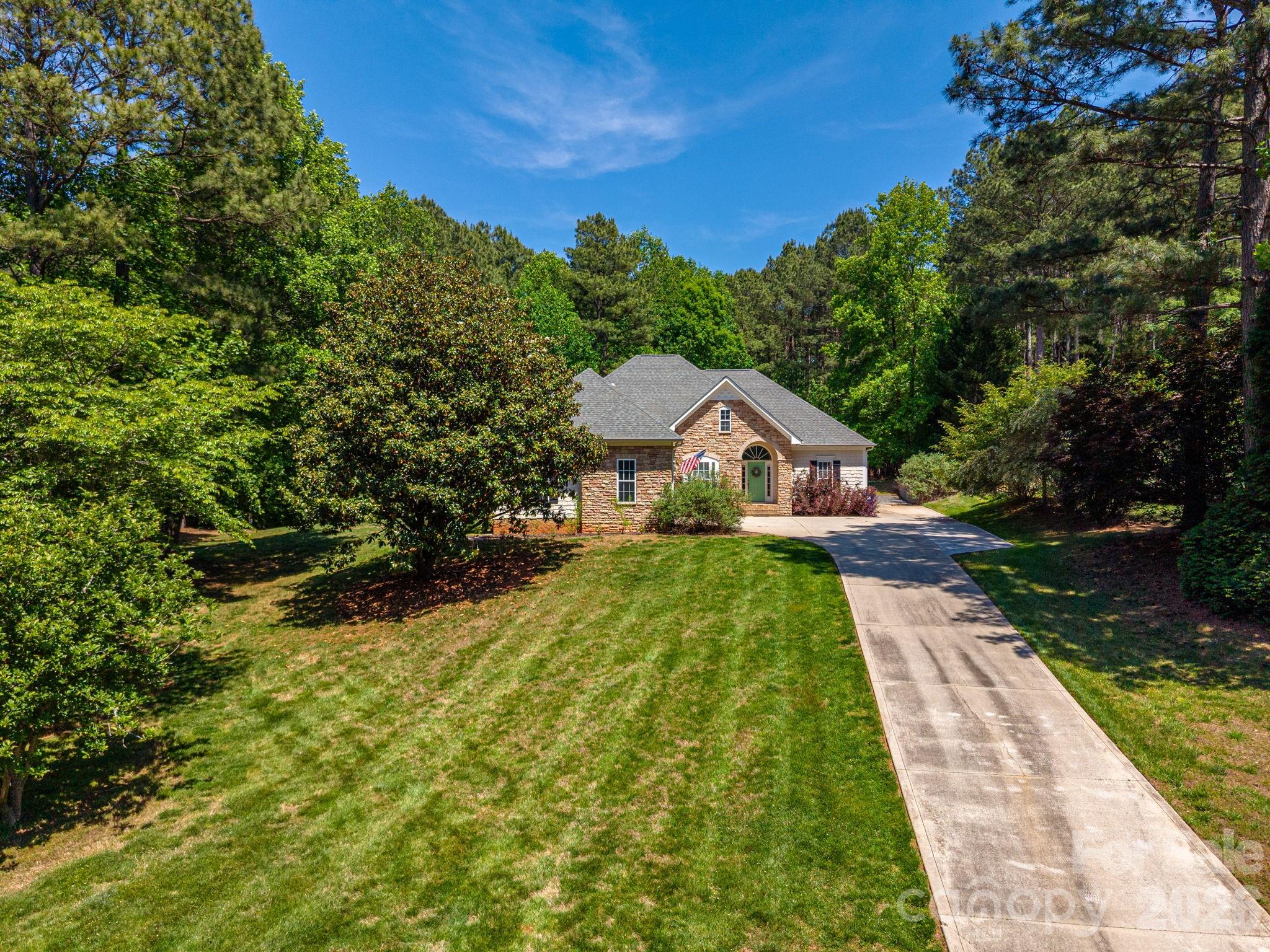 122 Maple View Drive 114