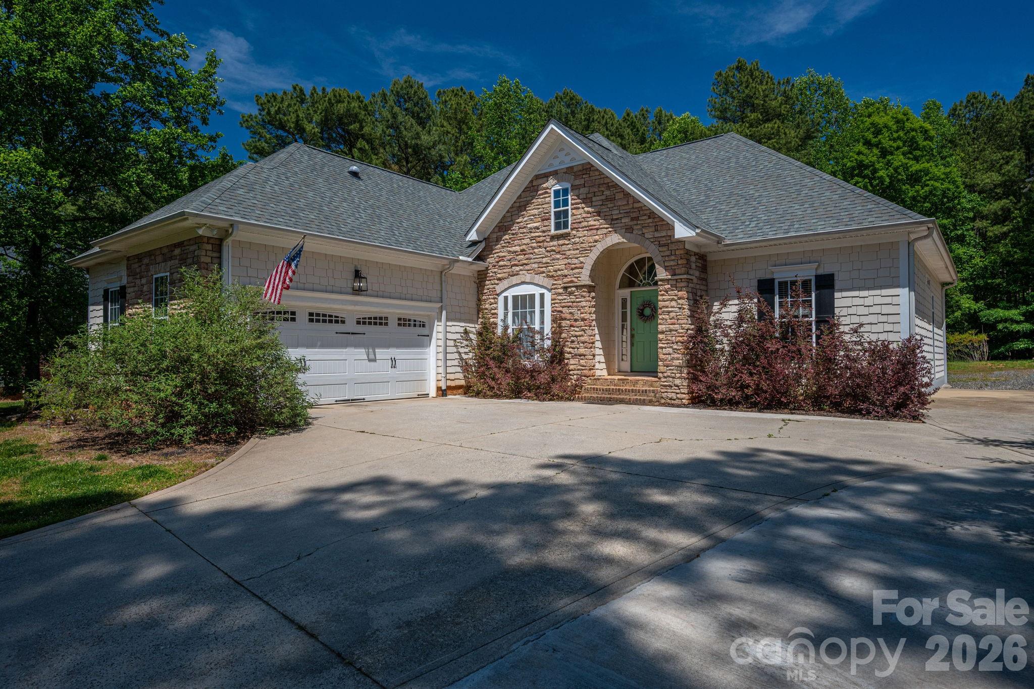 122 Maple View Drive 114