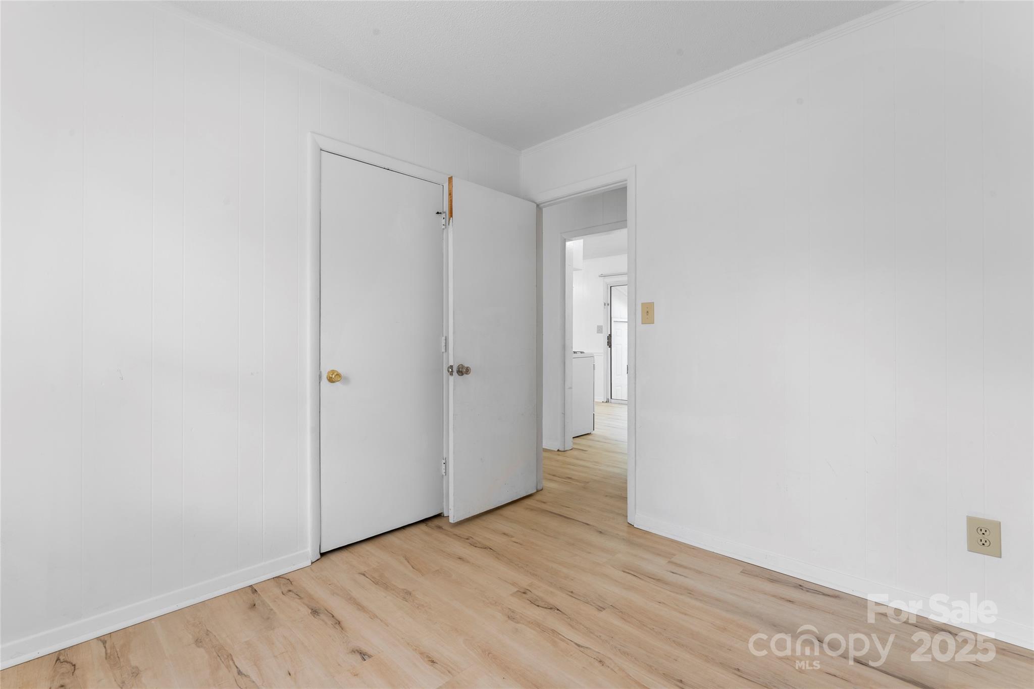 Wandawood Acres - Residential