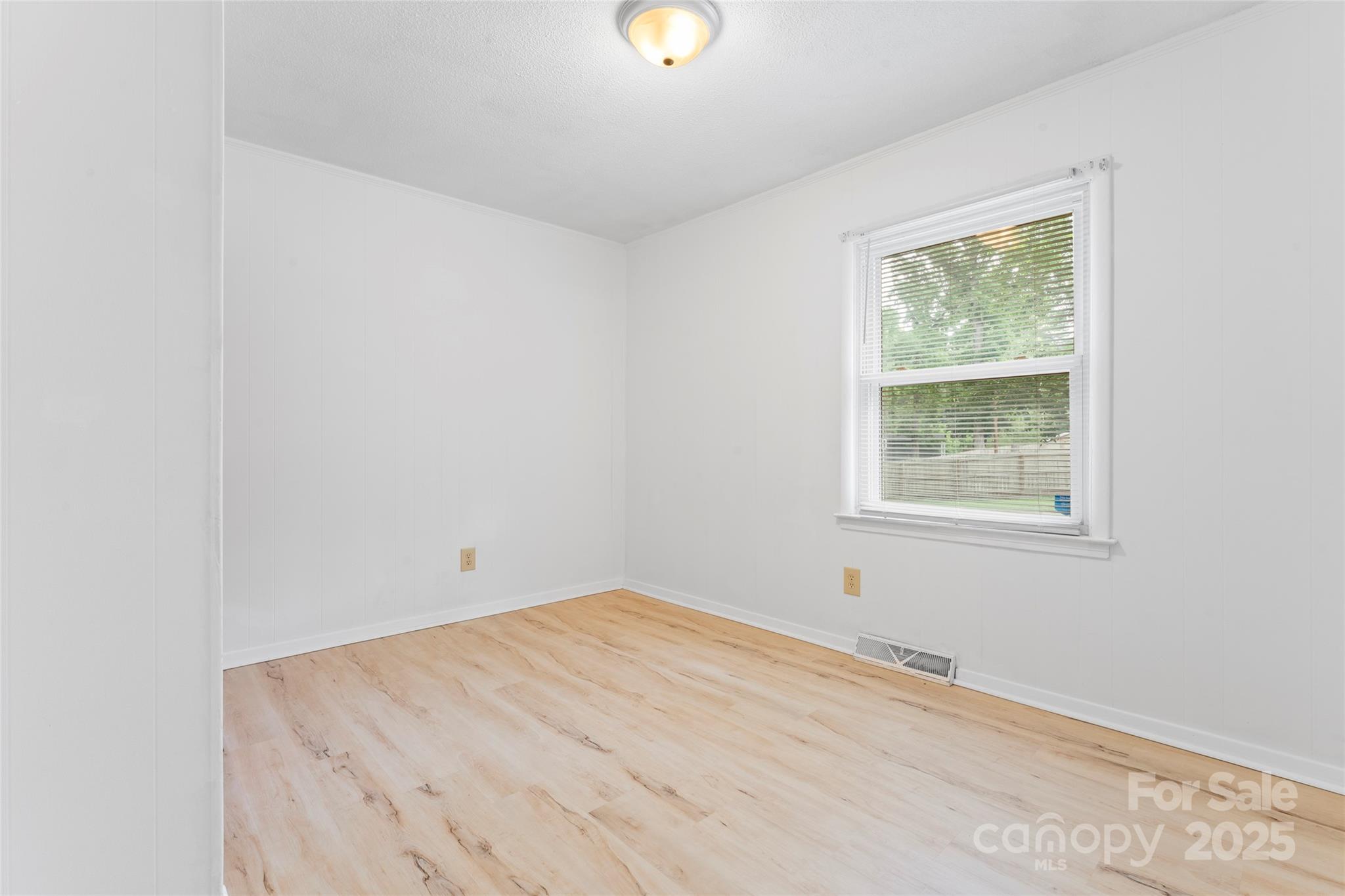 Wandawood Acres - Residential