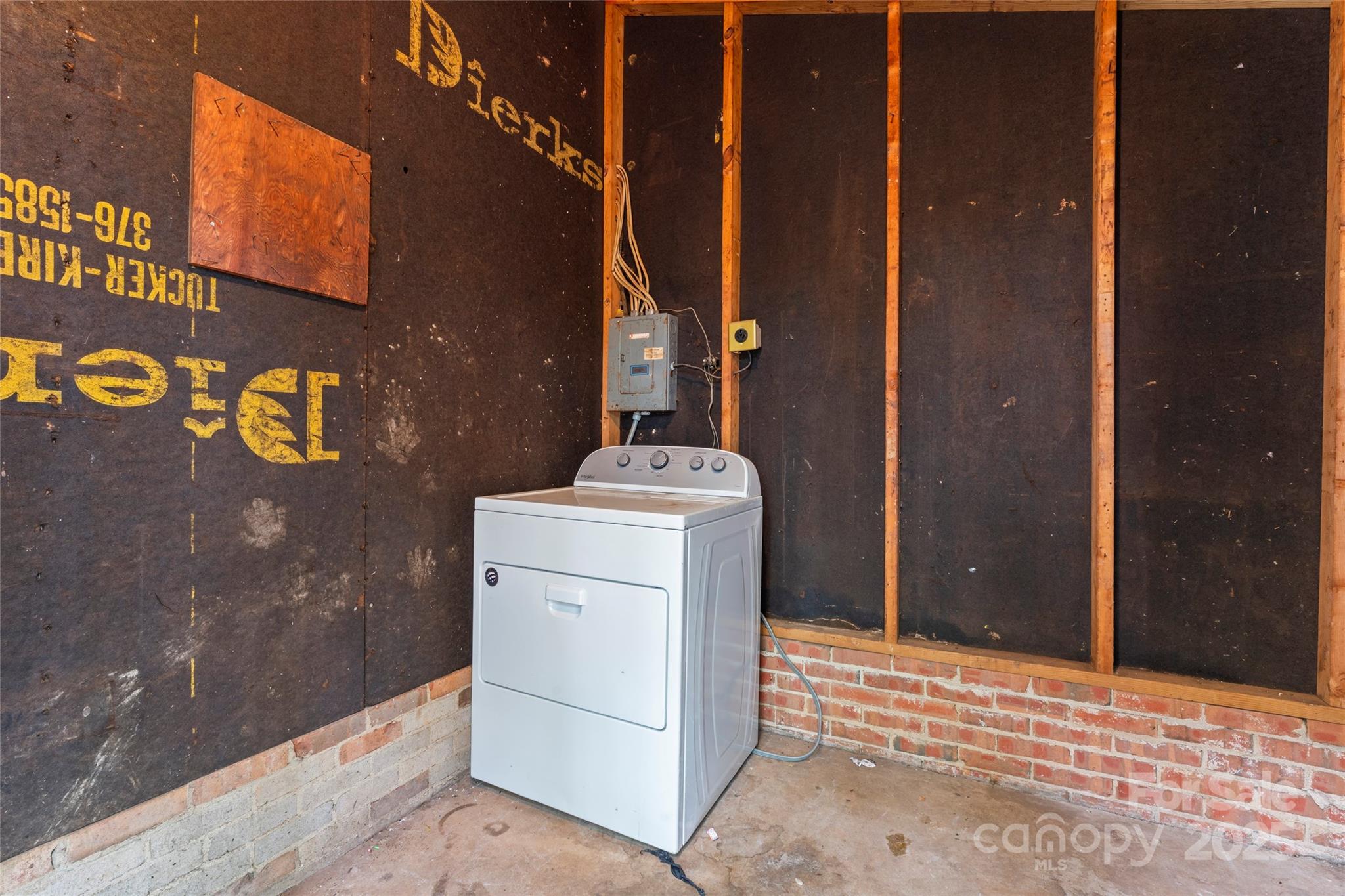 Wandawood Acres - Residential