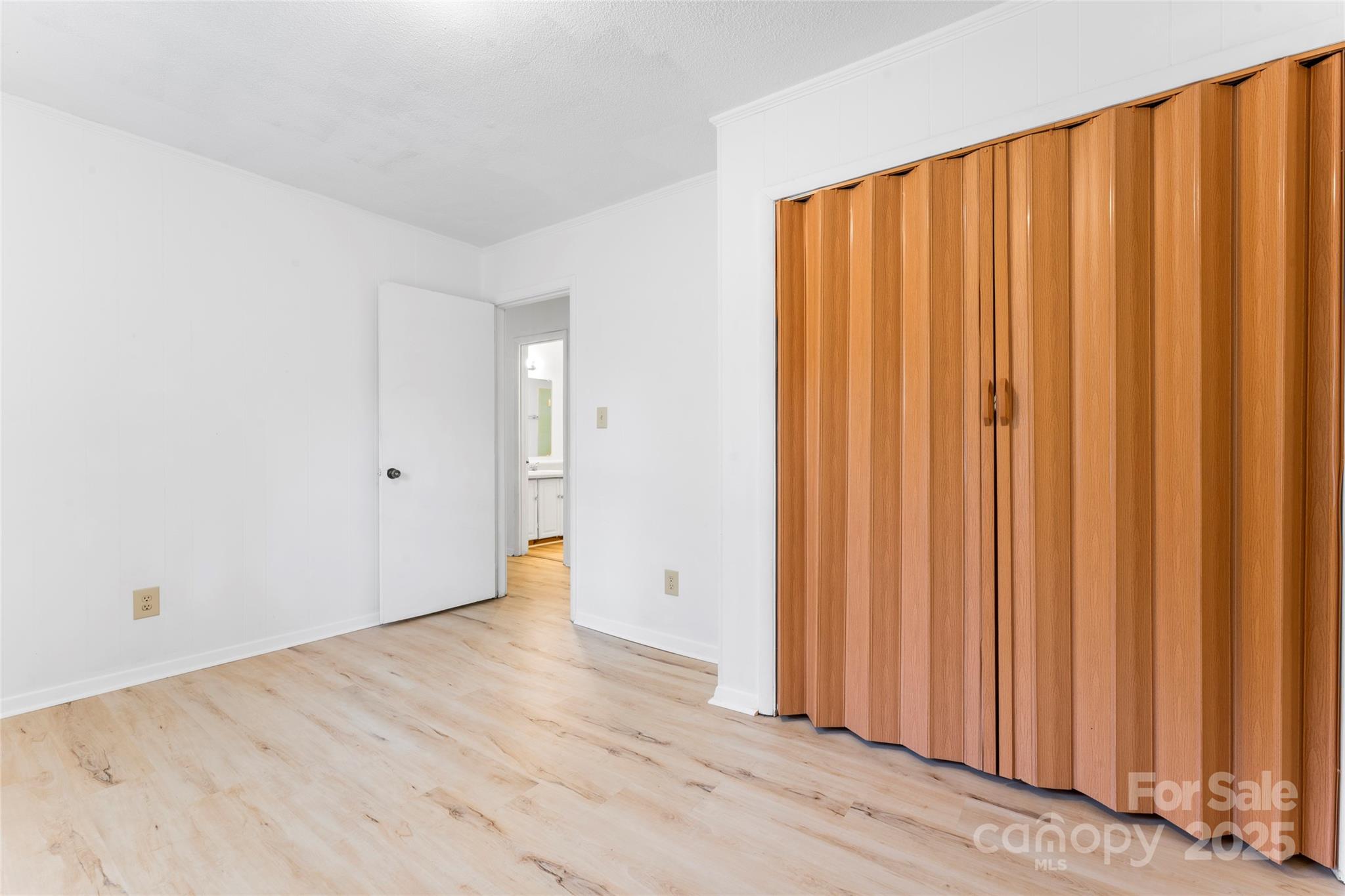 Wandawood Acres - Residential