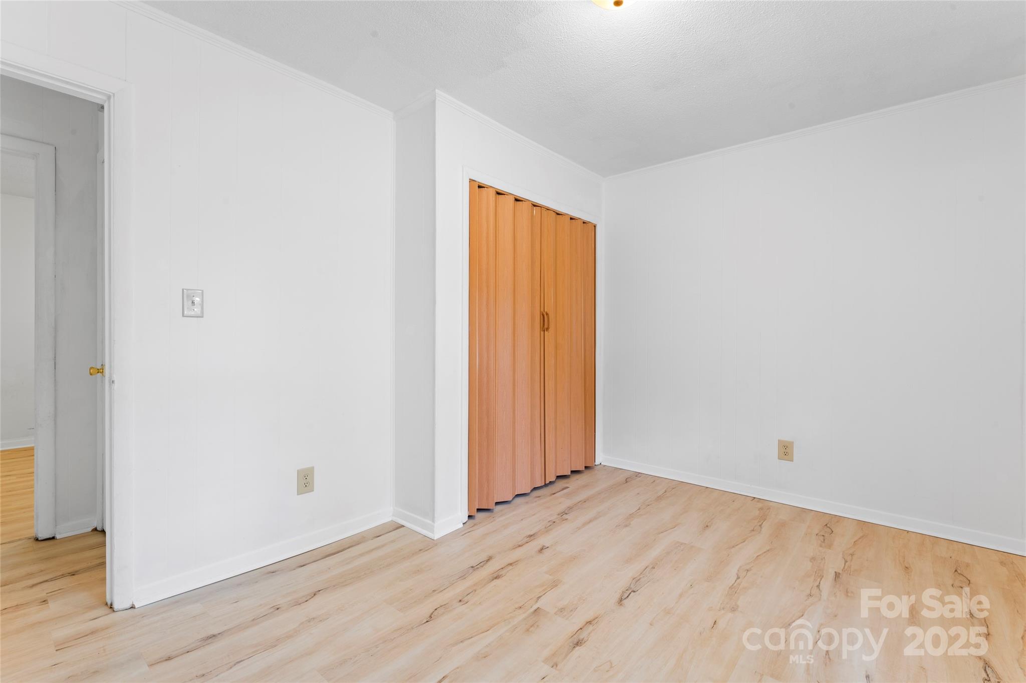 Wandawood Acres - Residential