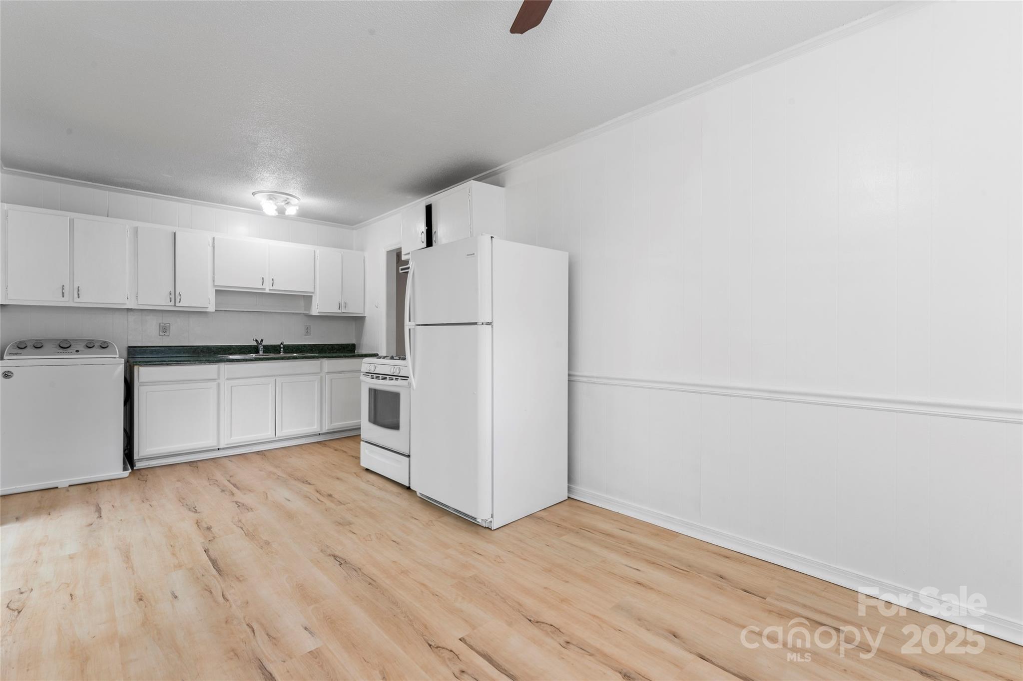 Wandawood Acres - Residential