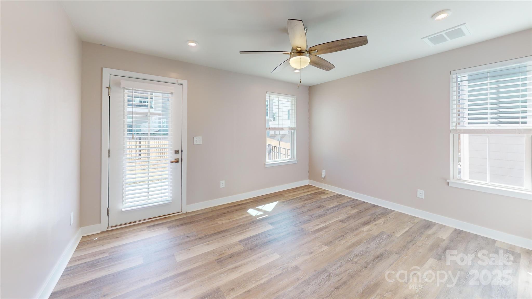 Trinity Townes - Residential