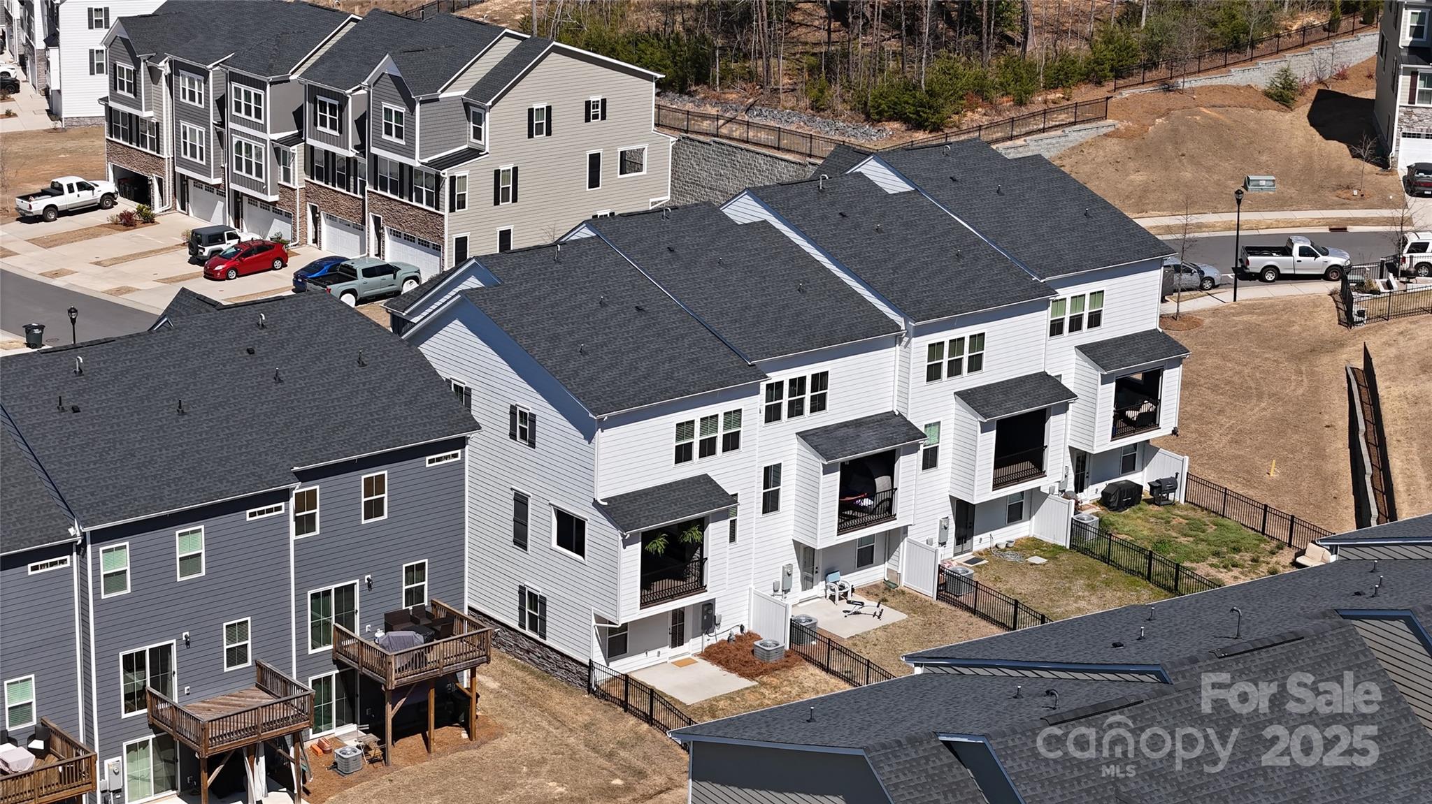 Trinity Townes - Residential