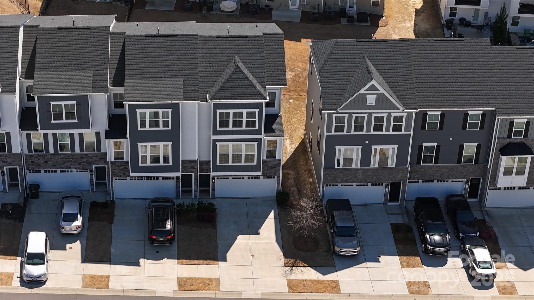 Trinity Townes - Residential