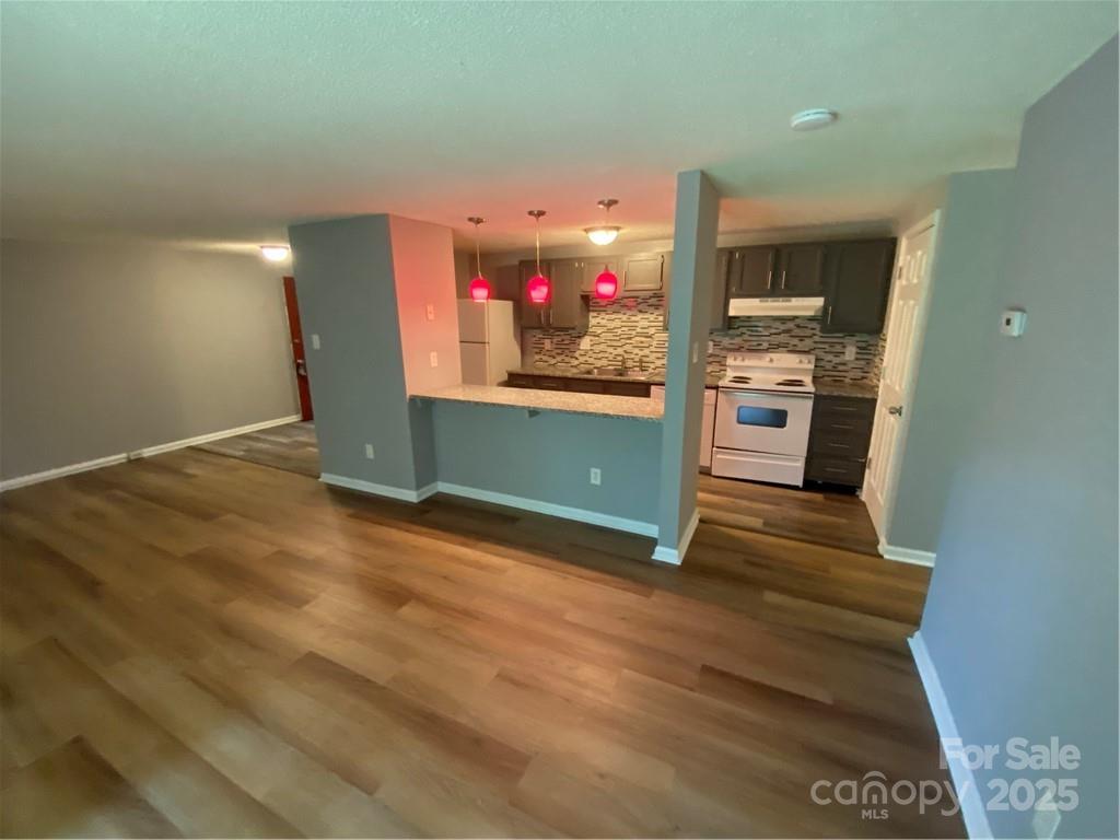 9409 Old Concord Road