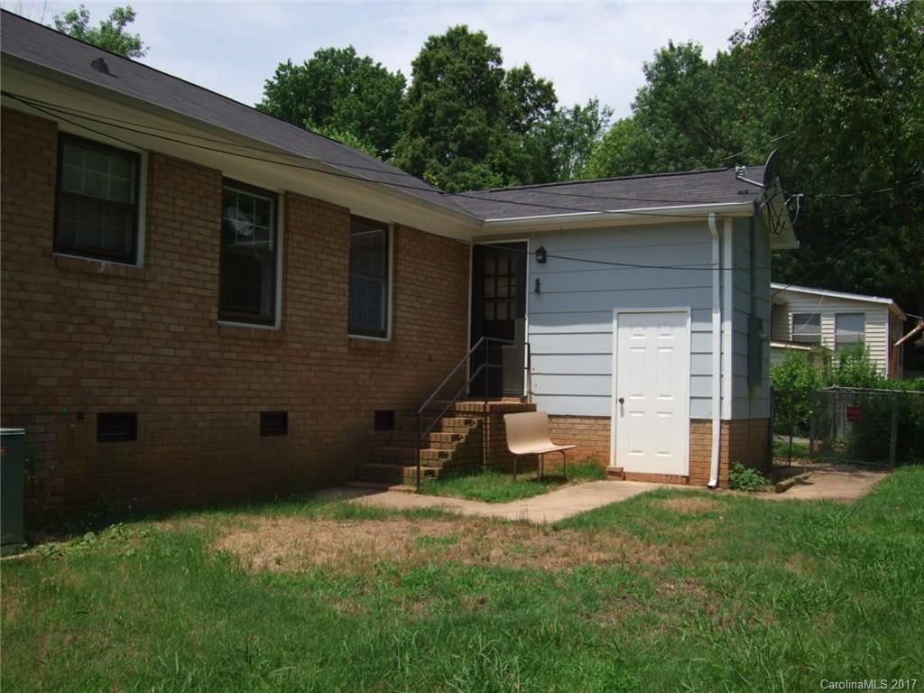 Amity Gardens - Residential Lease