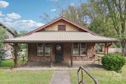 Photo of 169 East Street, Waynesville, NC 28786 (MLS # 4311074)