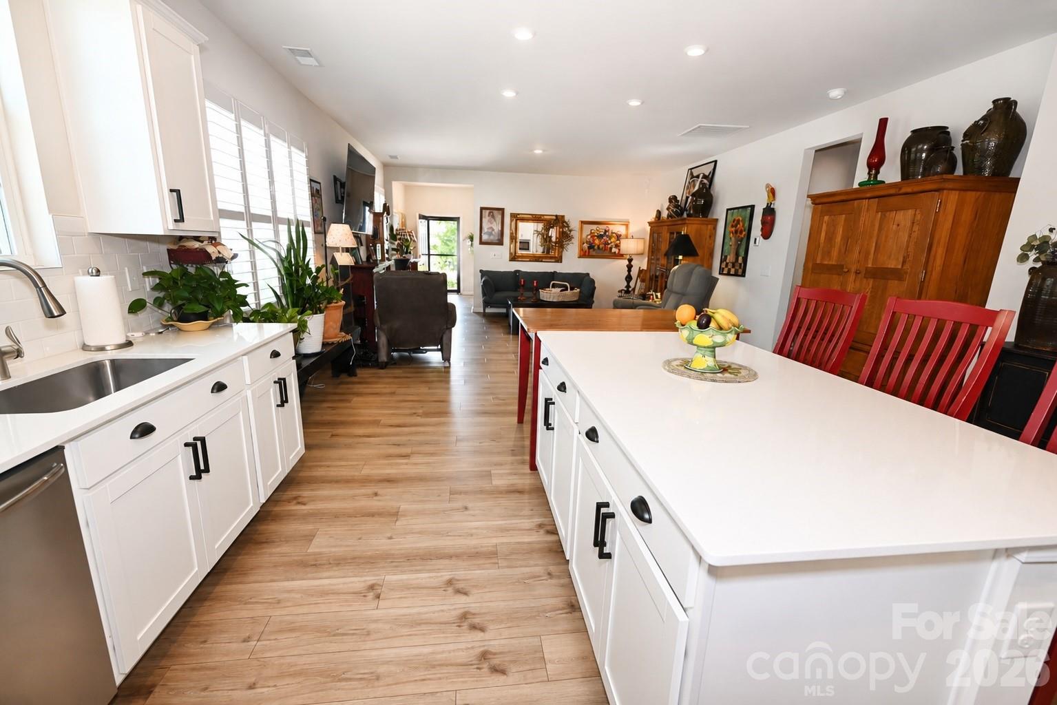 2826 Legacy Ridge Lane