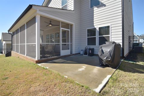 listing image 44