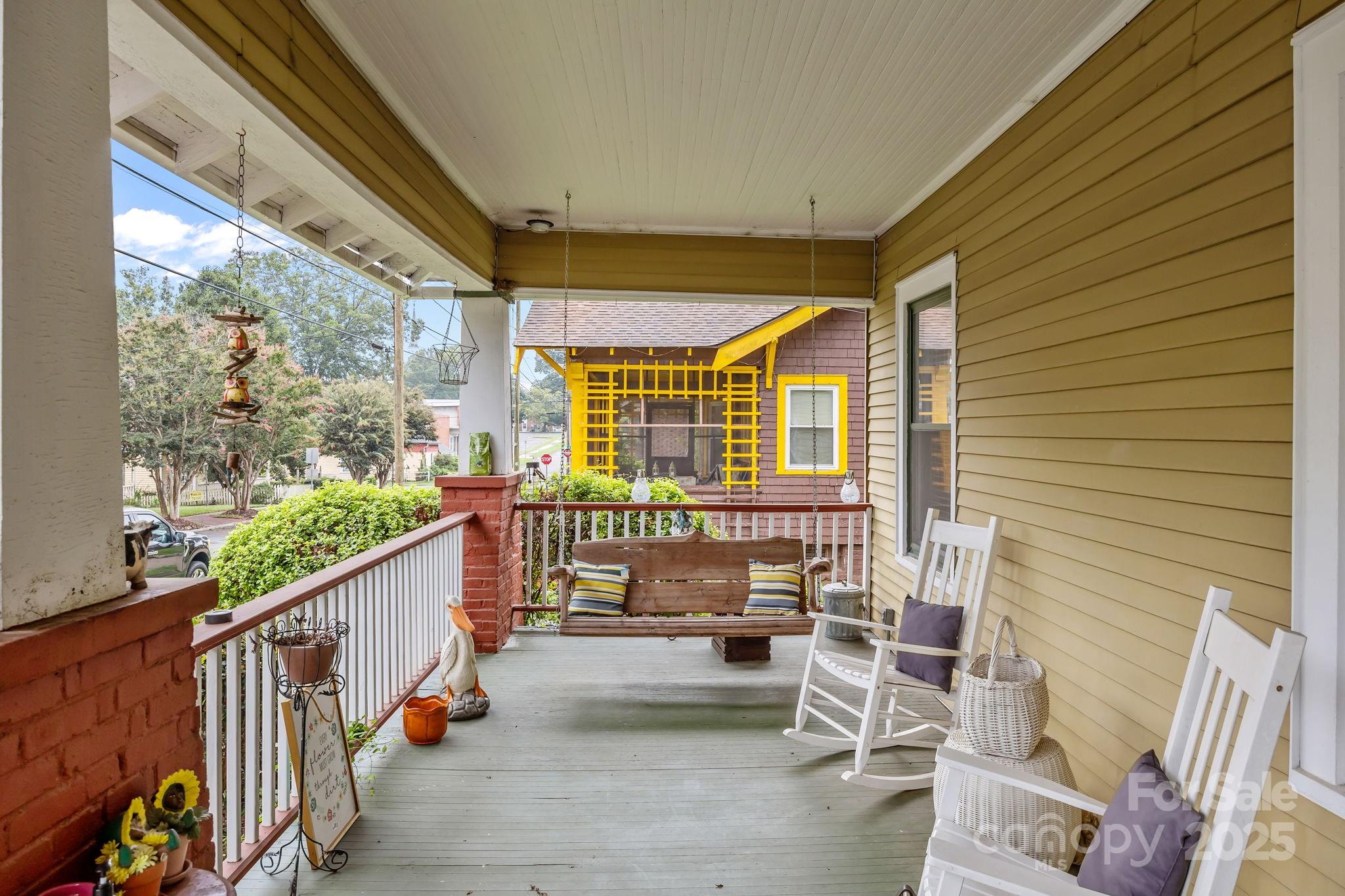 515 W Council Street