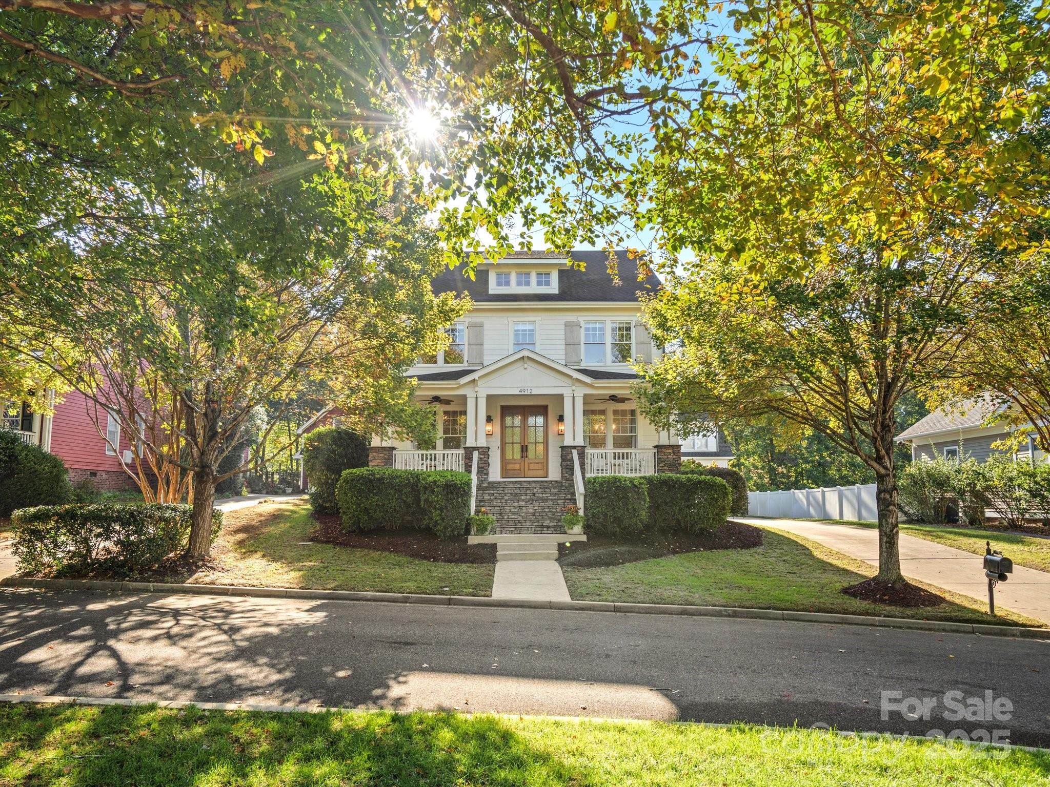 4912 Kenbury Court
