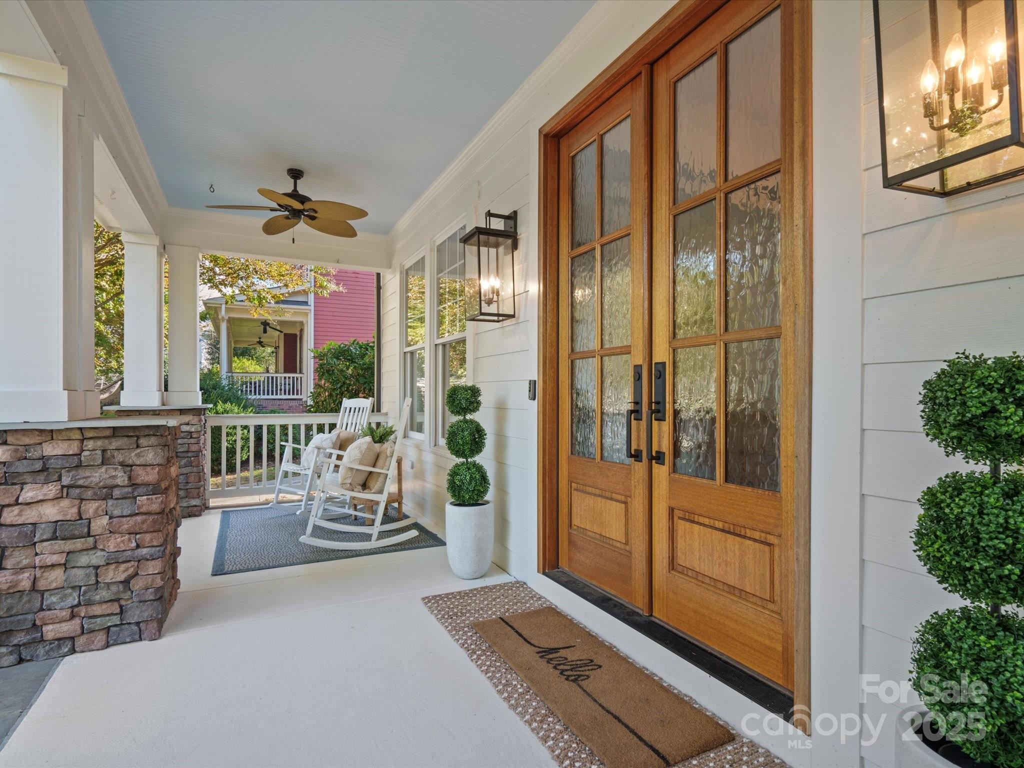 4912 Kenbury Court
