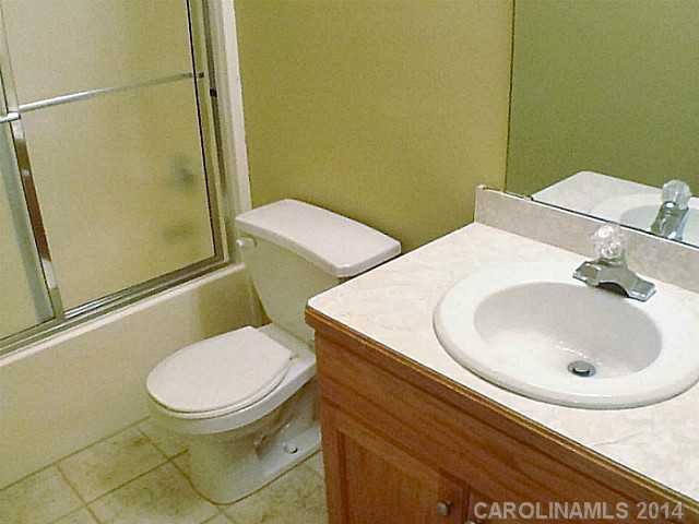 River Chase - Residential Lease