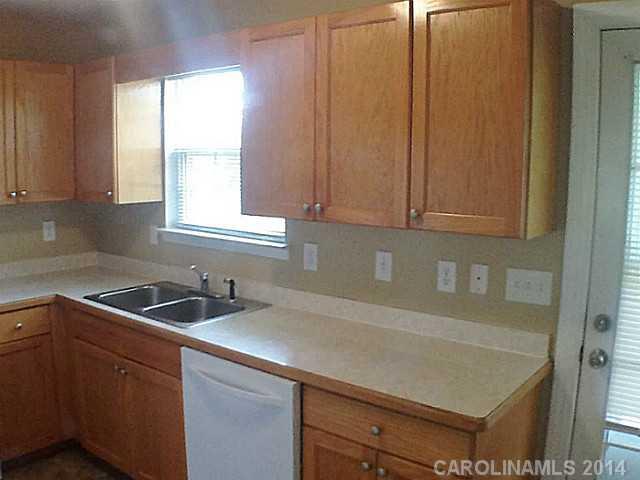 River Chase - Residential Lease