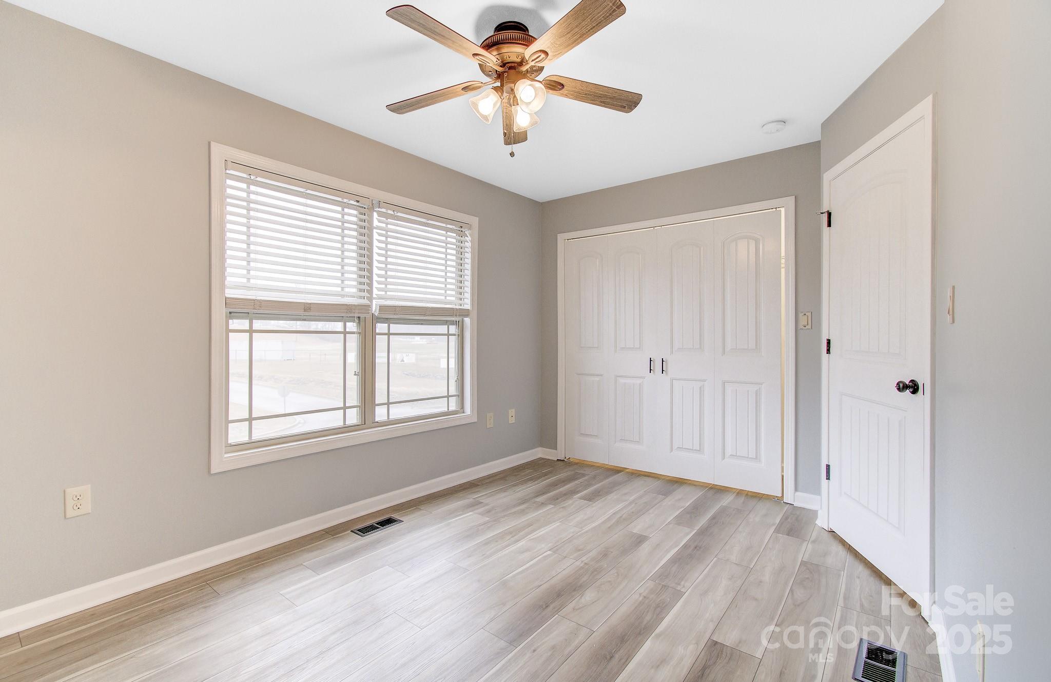 Lees Creek Villas - Residential