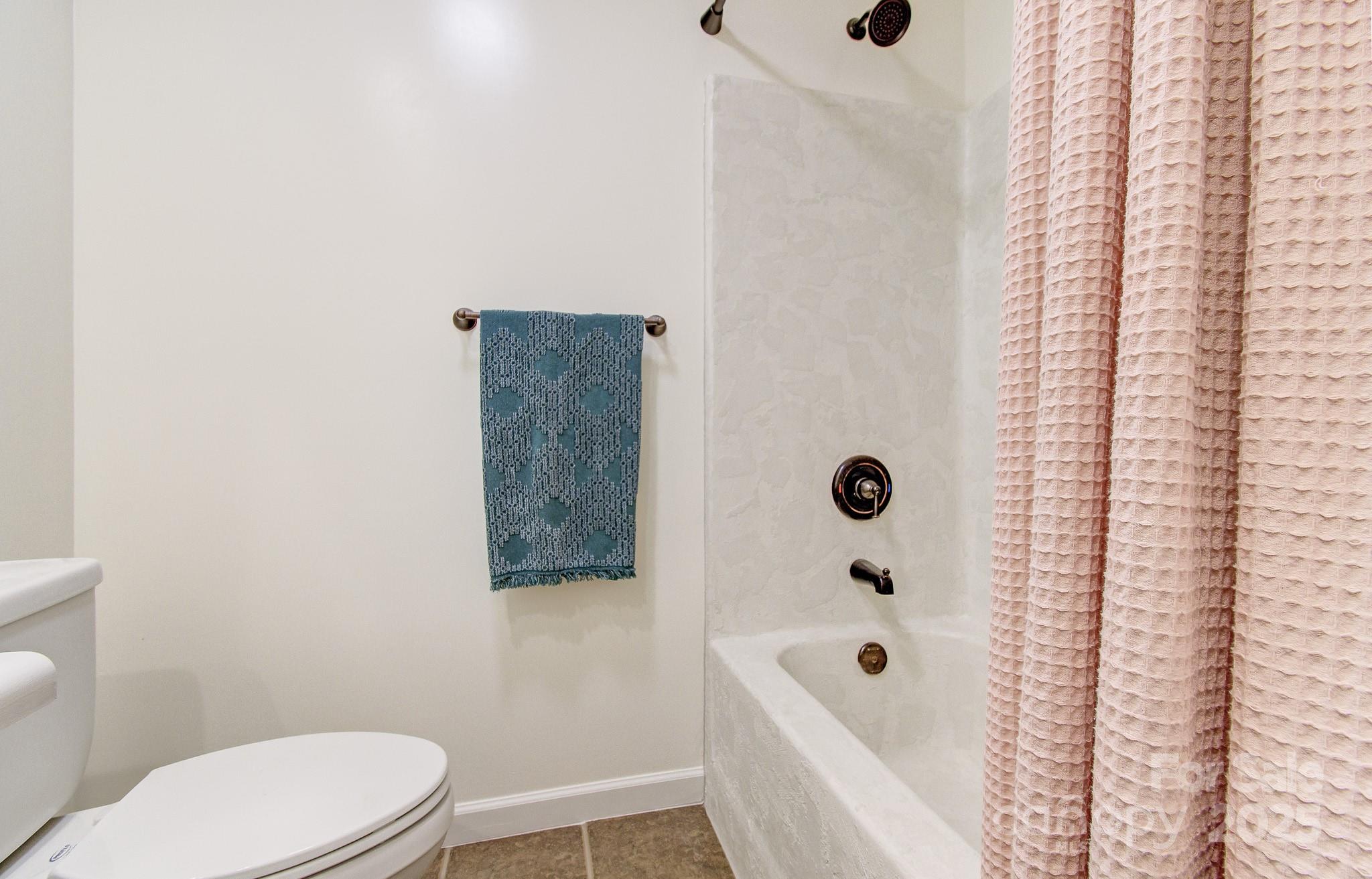 Lees Creek Villas - Residential