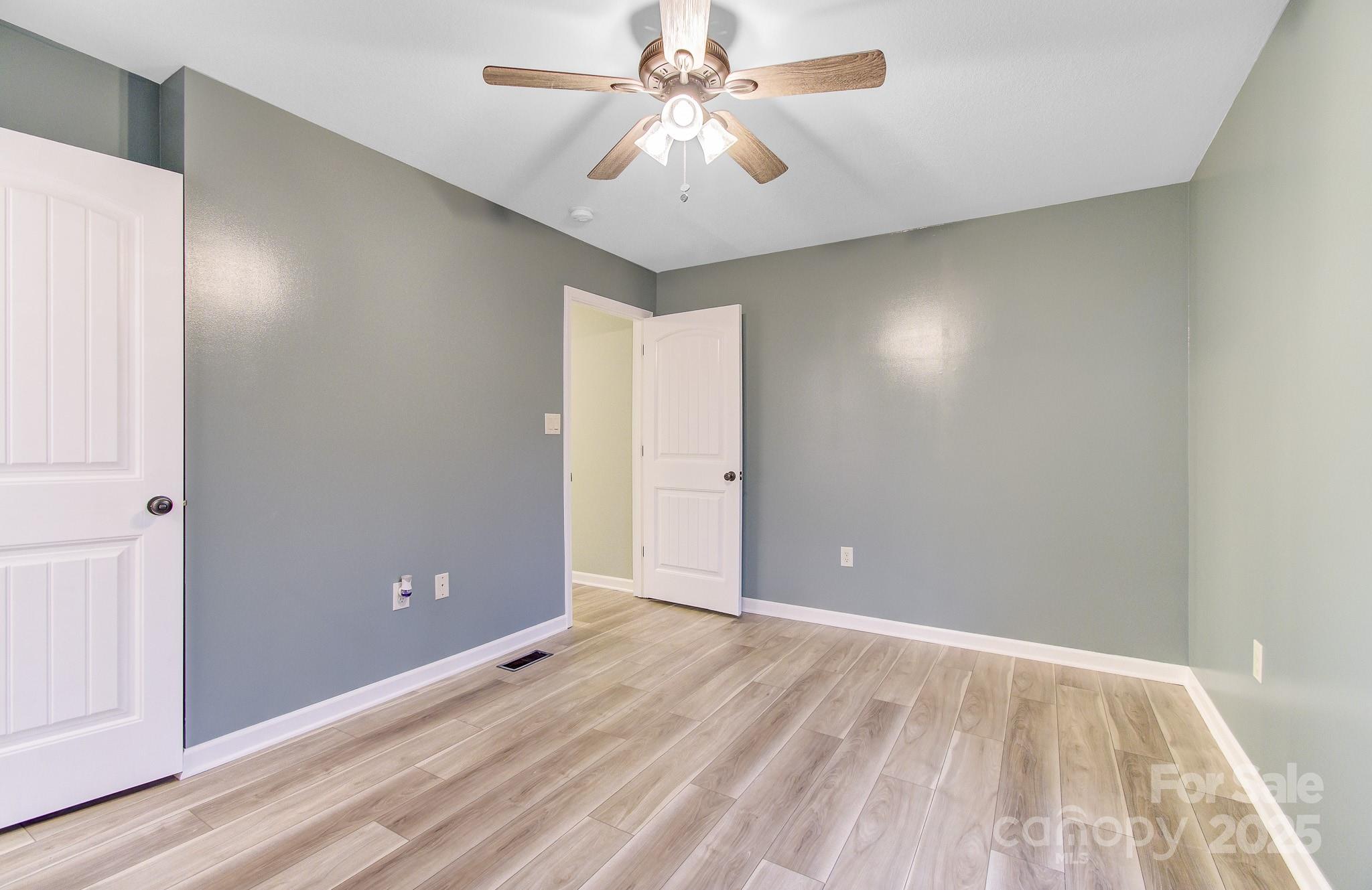Lees Creek Villas - Residential