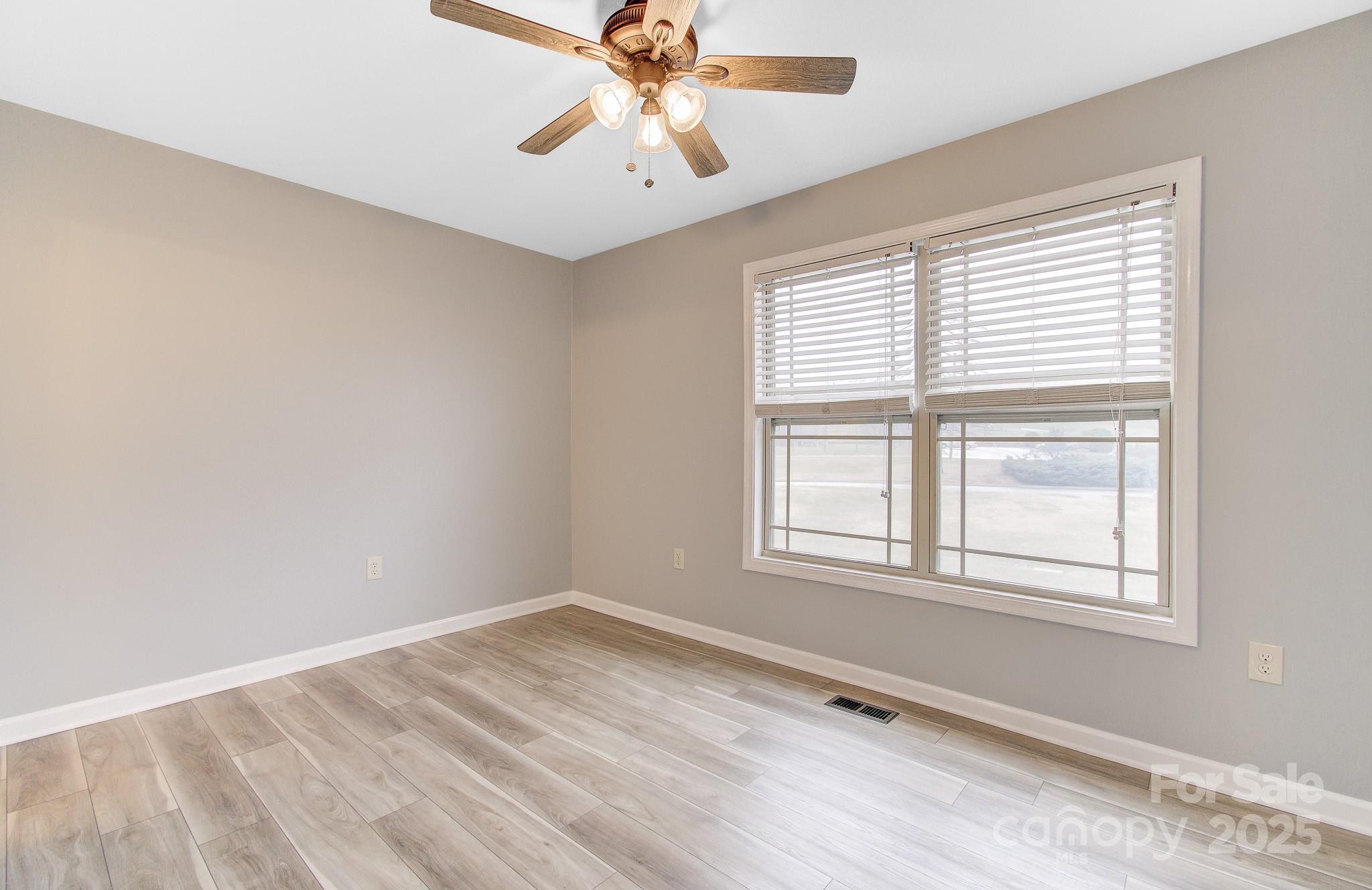 Lees Creek Villas - Residential