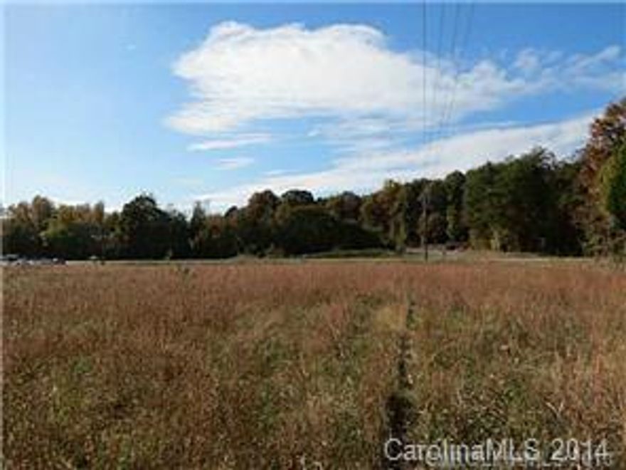 Large corner lot zoned BD-2 close to Lake Wylie and York. This lot is relatively flat and square in shape. Lot is also totally cleared and ready to build on. This lot would be great for any type of business because of its location.