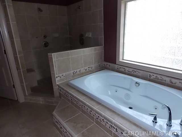 Emerald Bay - Residential