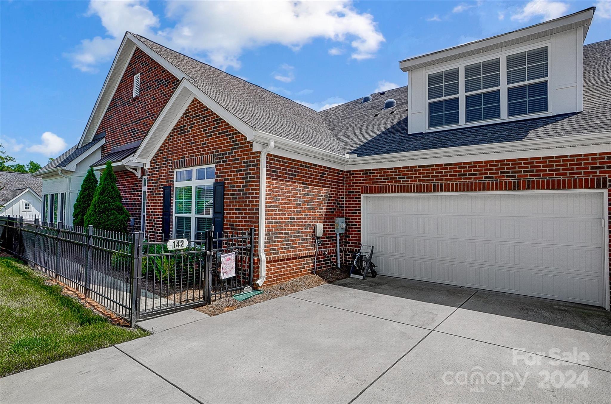 Augusta Place at Laurel Creek - Residential