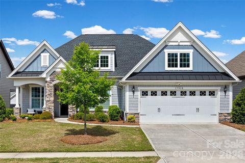 Photo of 17518 Langston Drive, Charlotte, NC 28278 (MLS # 4369399)