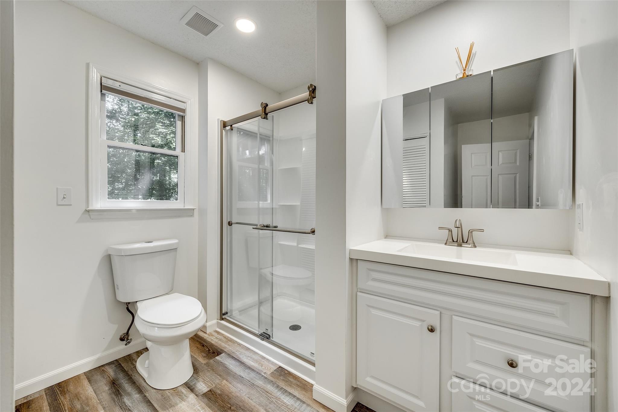 Hickory Hills - Residential