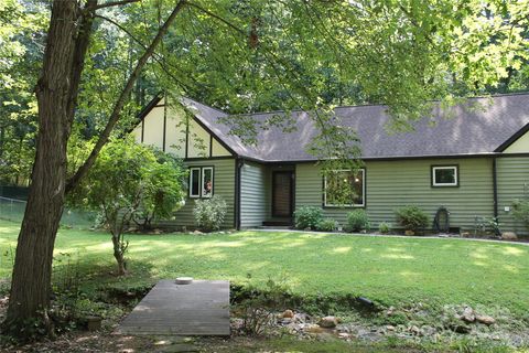 23 Ballantree Drive Asheville NC 28803